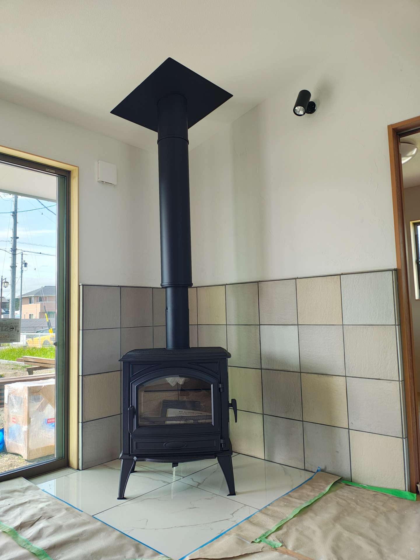 薪ストーブ本体設置
